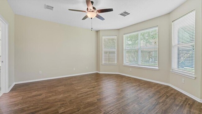 Building Photo - 9722 Therrell Dr