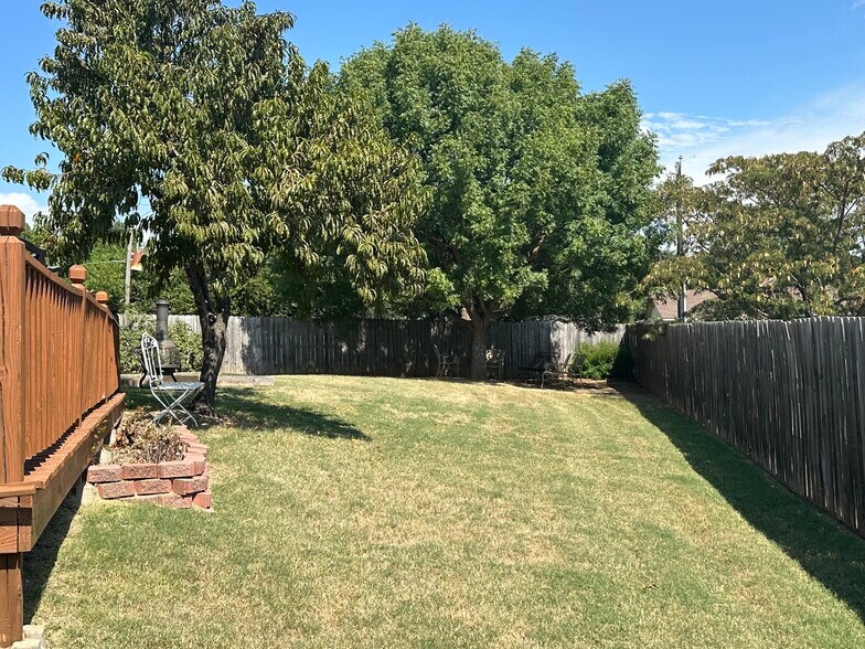 Building Photo - 1165 Albatross Ct