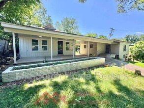 Building Photo - 2876 Cela Rd