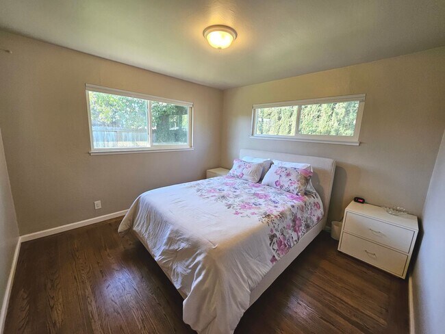 Building Photo - Charming Walnut Creek Ranch-Style Home