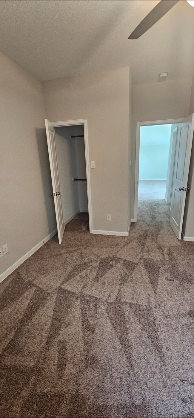 Building Photo - 2907 Velda May Dr