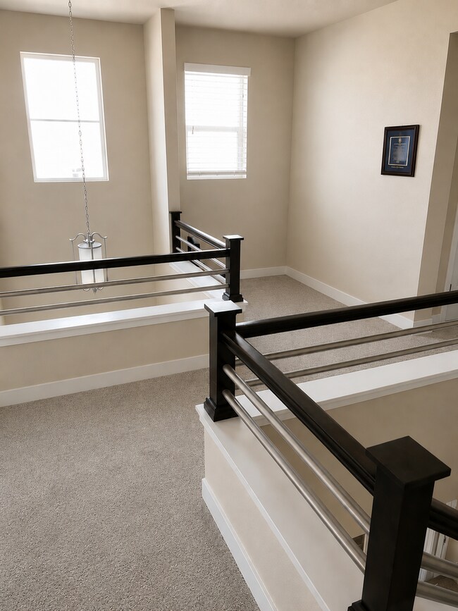 Building Photo - Spacious 3 Bed / 2.5 Bath Home with Dual Balconies
