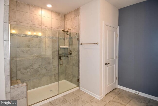 Building Photo - 20739 Heron Landing Dr