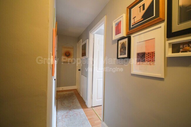 Building Photo - 928 Hoffman St