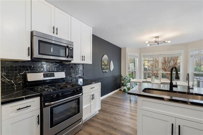 Building Photo - 3572 Avensong Village Cir