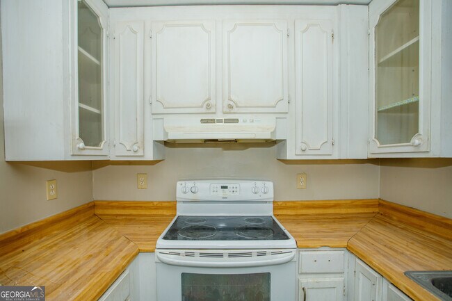 Building Photo - 4370 Barrington Pl