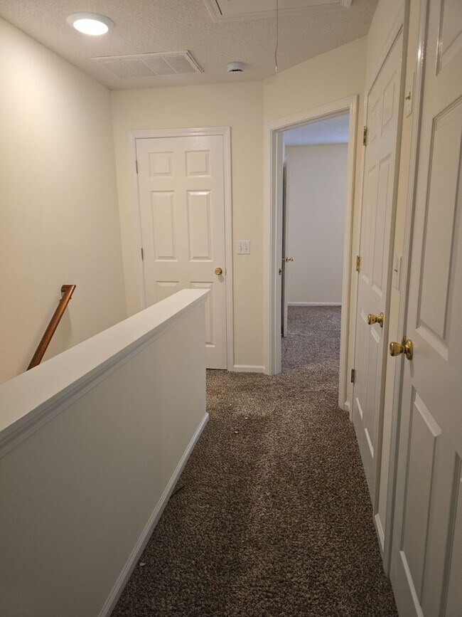 Building Photo - Savannah 2 Bed Townhome for Rent