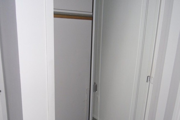 Building Photo - 31 Oaktree Dr