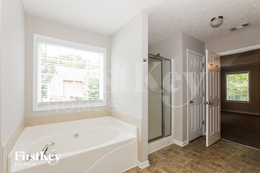 Building Photo - 562 Rachel View Ct