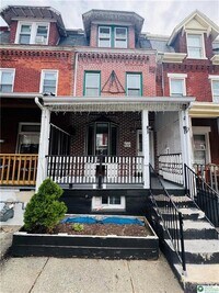 Building Photo - 637 N Penn St