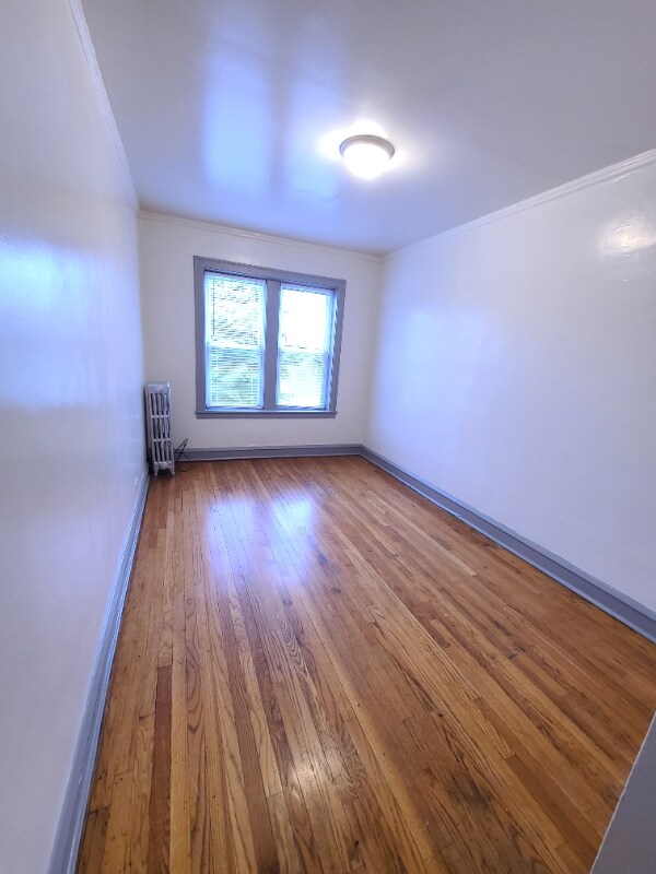 Building Photo - 836 N Massasoit Ave