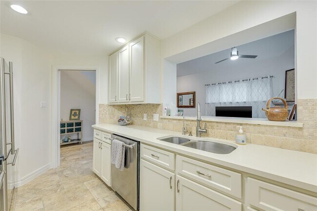 Building Photo - 1735 Spyglass Dr