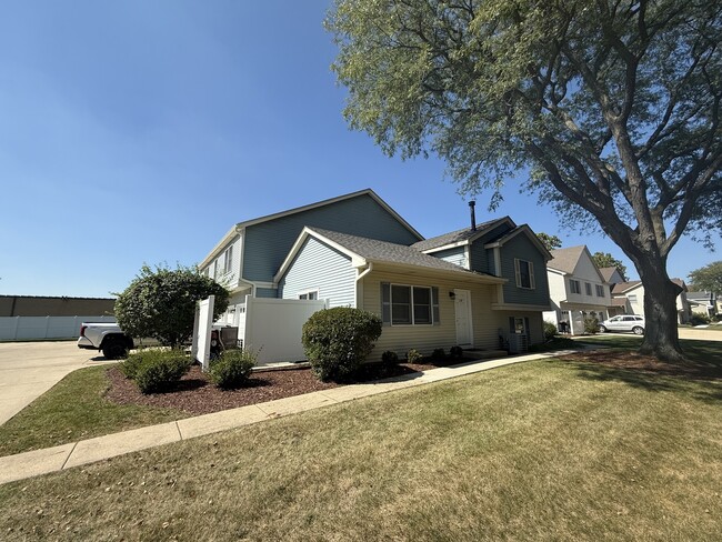 Primary Photo - 139 Spuhler Dr