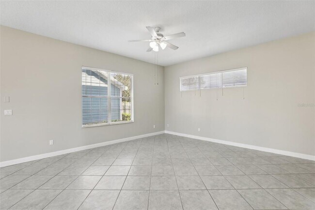 Building Photo - 1554 Fairview Cir