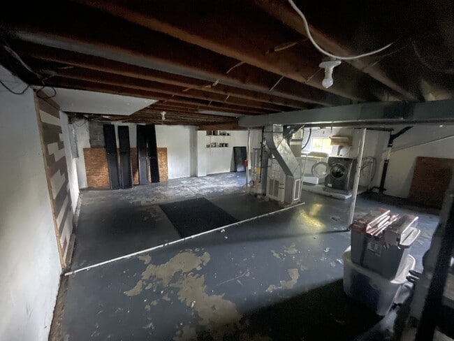 Building Photo - 221 Teel Rd