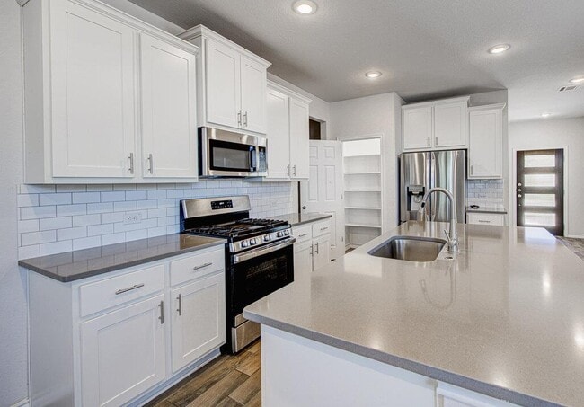 Building Photo - 196 Pepperbark Loop