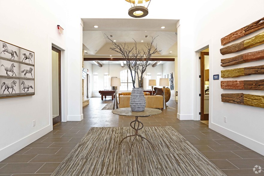 Primary Photo - Retreat at Stonebridge Ranch Apartments