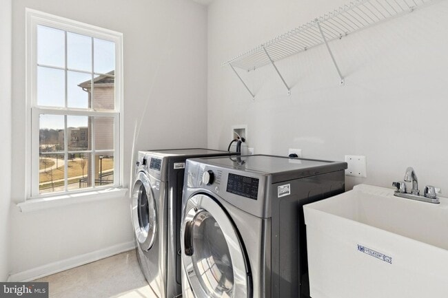 Building Photo - 5329 Woodyard Rd