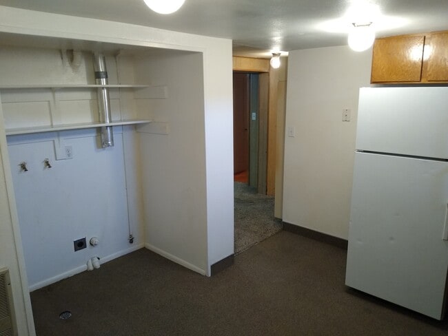 Building Photo - 86 N 1050 W