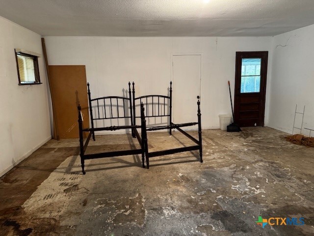 Building Photo - 1422 Mockingbird Ln