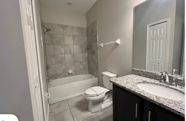 Building Photo - 1039/1043 San Cristobal Ave