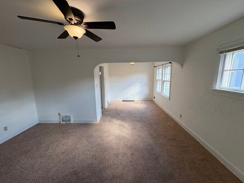 Building Photo - 708 Ohio St