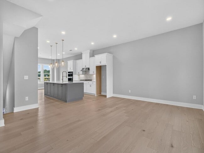 Building Photo - 1308 Koa Ct
