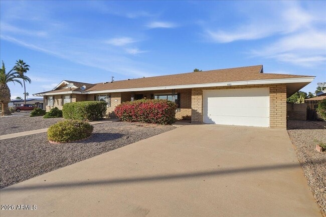 Building Photo - 6408 E Butte St