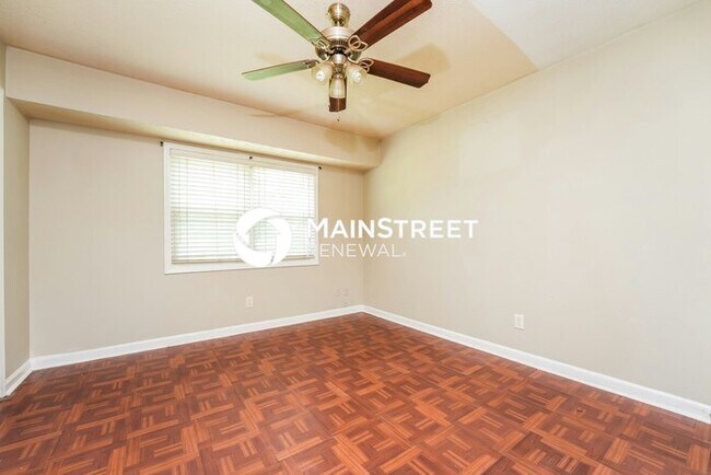 Building Photo - 3 Bedroom Pet-Friendly Home in Conyers, GA with Main Street Renewal