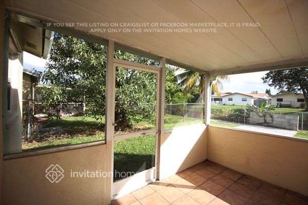 Building Photo - 6630 NW 24th Ct