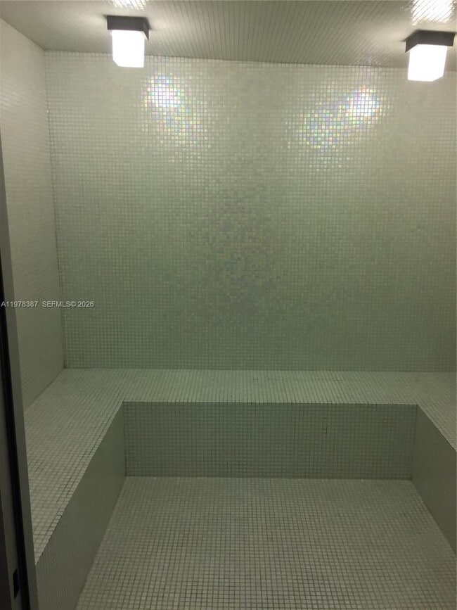 Building Photo - 19667 Turnberry Way