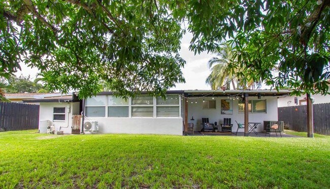 Building Photo - 7700 NW 15th St