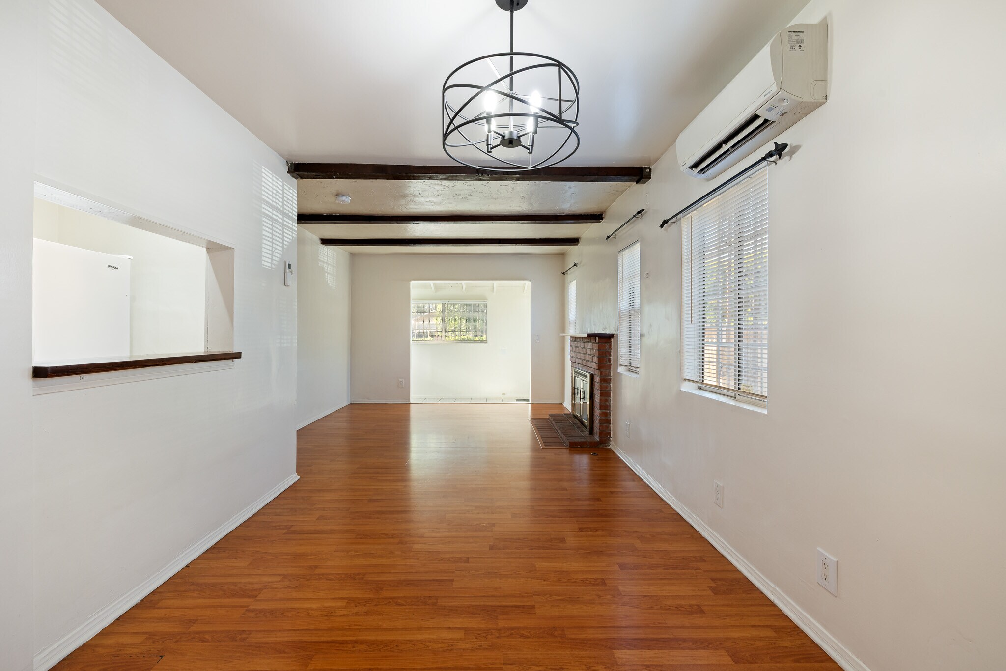 Building Photo - 11840 Archwood St