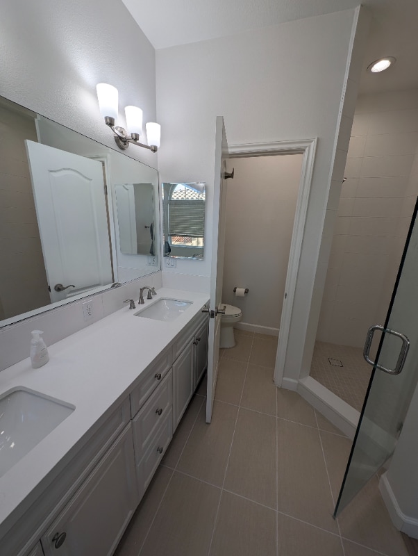 Building Photo - 2752 Carlsbad Blvd