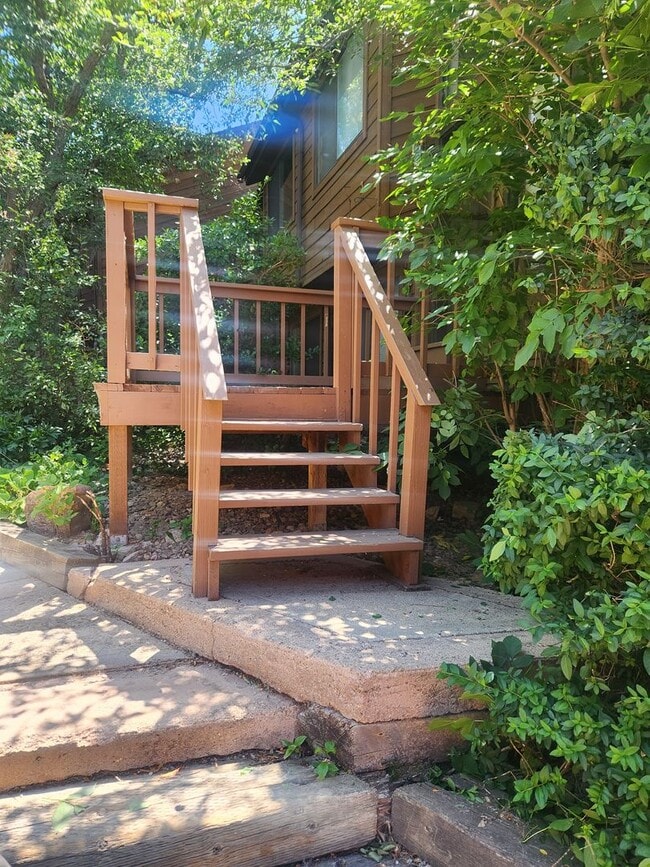 Building Photo - 2653 Juniper Ave