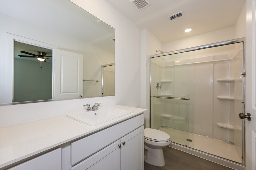 Building Photo - 1617 Sparrow Hawk Rd