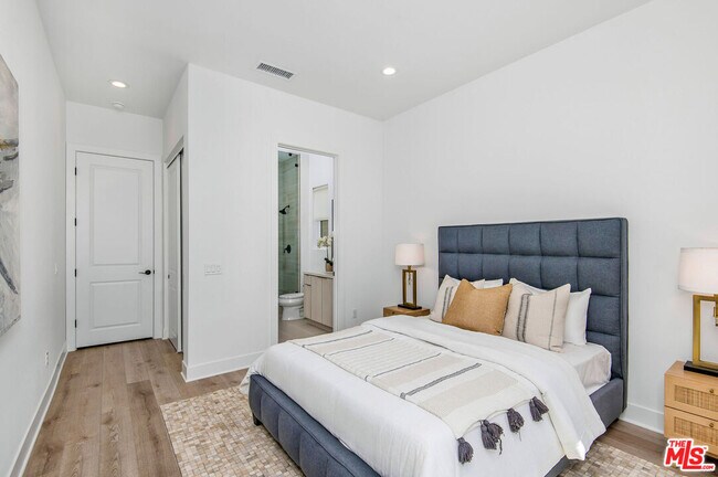 Building Photo - 20601 Overlook Ct