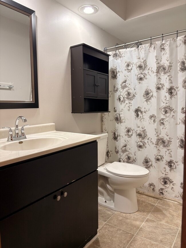 Building Photo - 5431 Ebony Ct