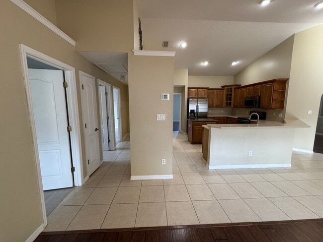 Building Photo - 3130 Westgate Dr