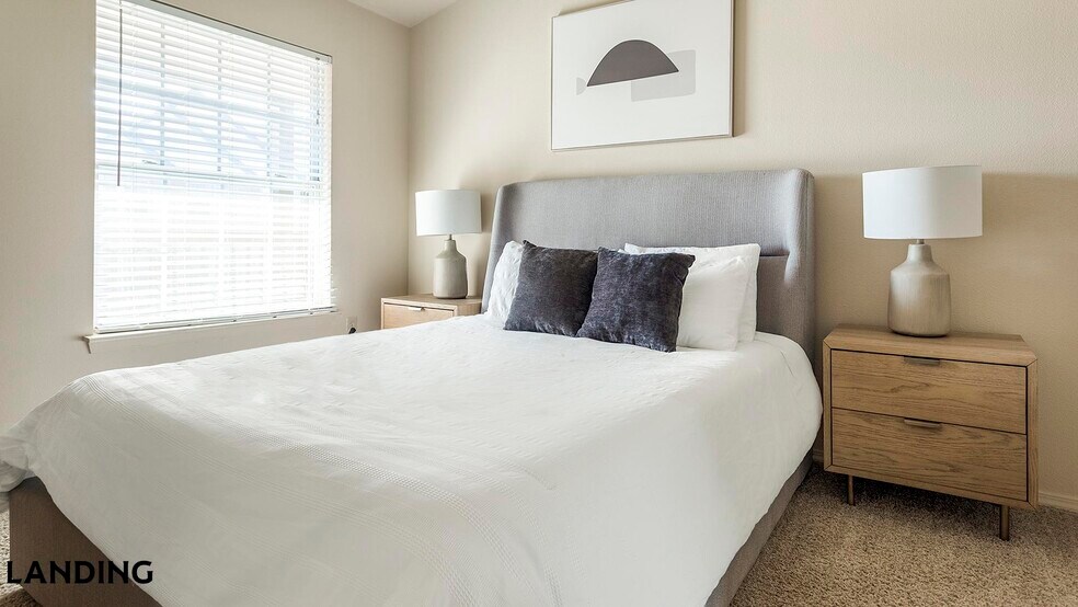 Building Photo - 2700 N 7th St