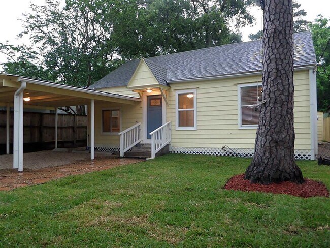 Building Photo - 4114 Beggs St