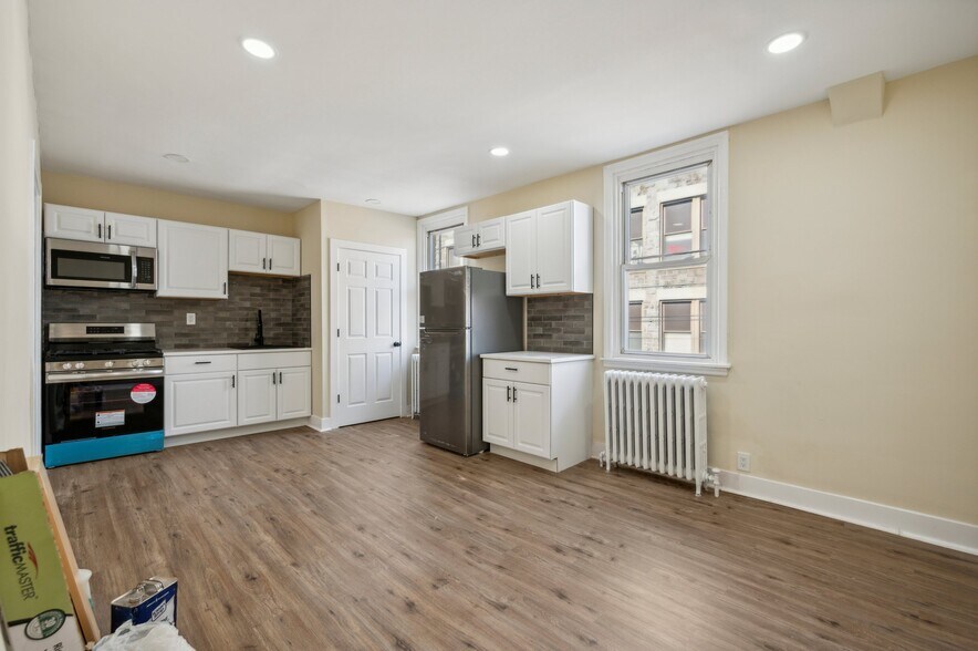 Building Photo - 2548 N 27th St