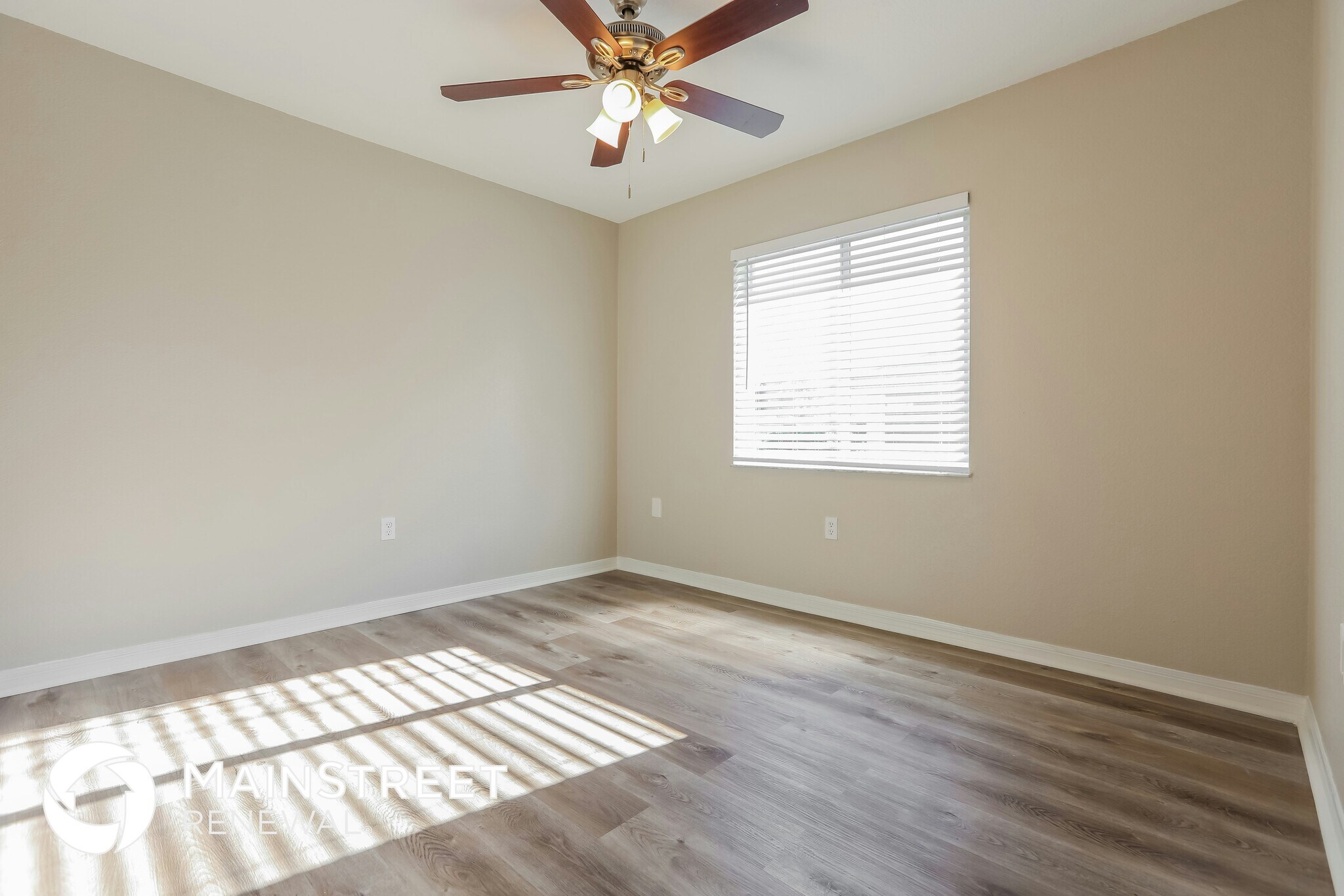 Building Photo - 3021 Duar Terrace