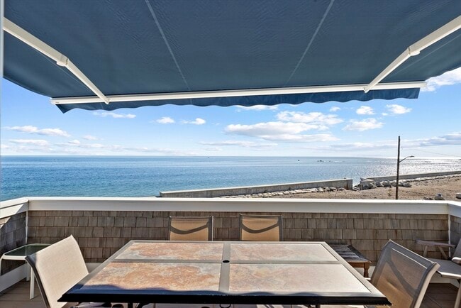 Building Photo - 43 Oceanside Dr