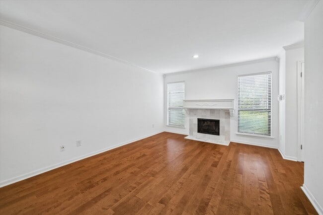 Building Photo - 1601 S Shepherd Dr