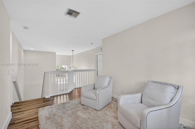 Building Photo - 9041 Silver Glen Way