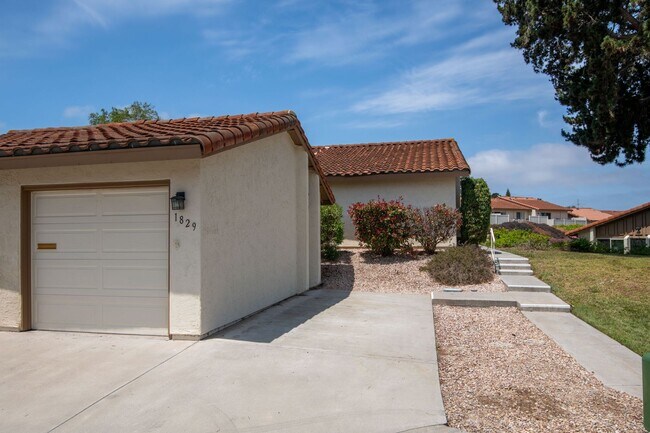 Building Photo - 1829 Forestdale Dr