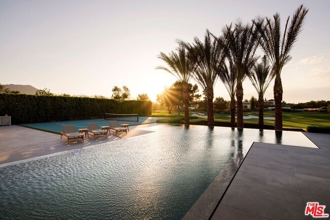 Building Photo - 52435 Ross Ave