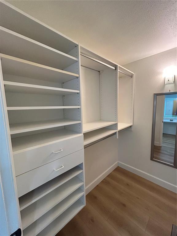 Building Photo - 6260 Kipps Colony Ct S