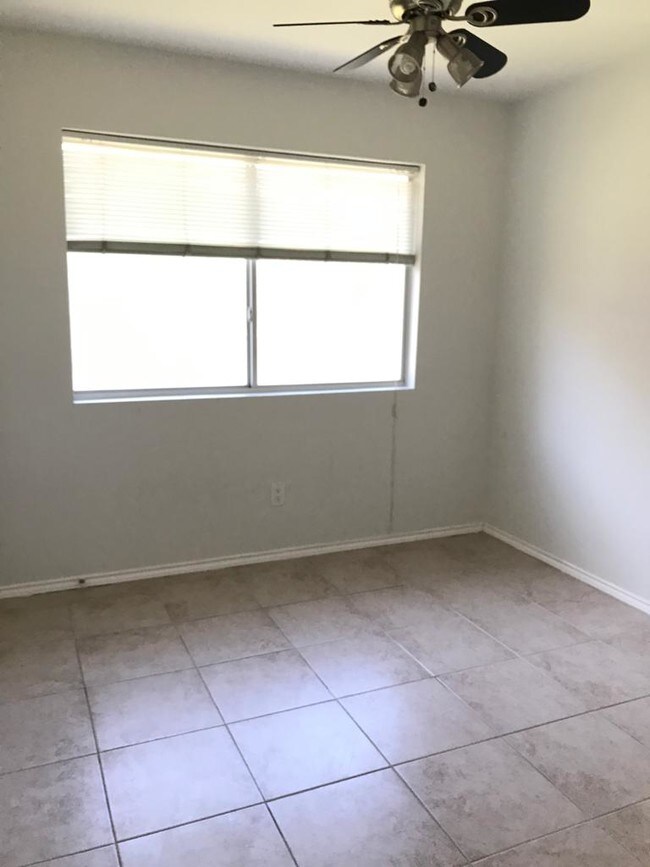 Building Photo - 3407 San Esteban Ct